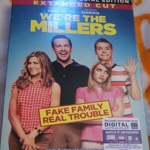 Warner Bros. We're the Millers Blu-ray - Red and Yellow Cover